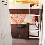De Charme Cecil Hotel 3*