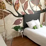 De Charme Cecil Hotel