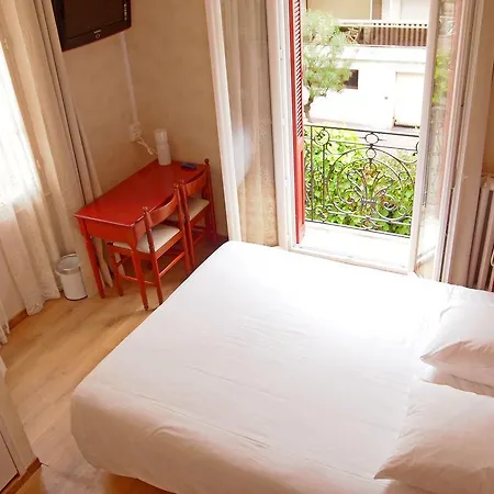 Hôtel Cecil Hotel 3*
